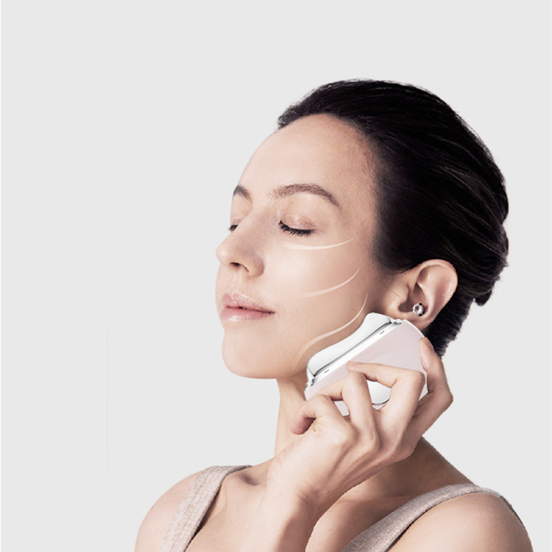Hot &amp; Cold Microcurrent Facial Device
